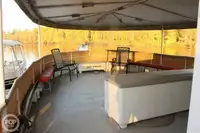 Kapal feri untuk dijual