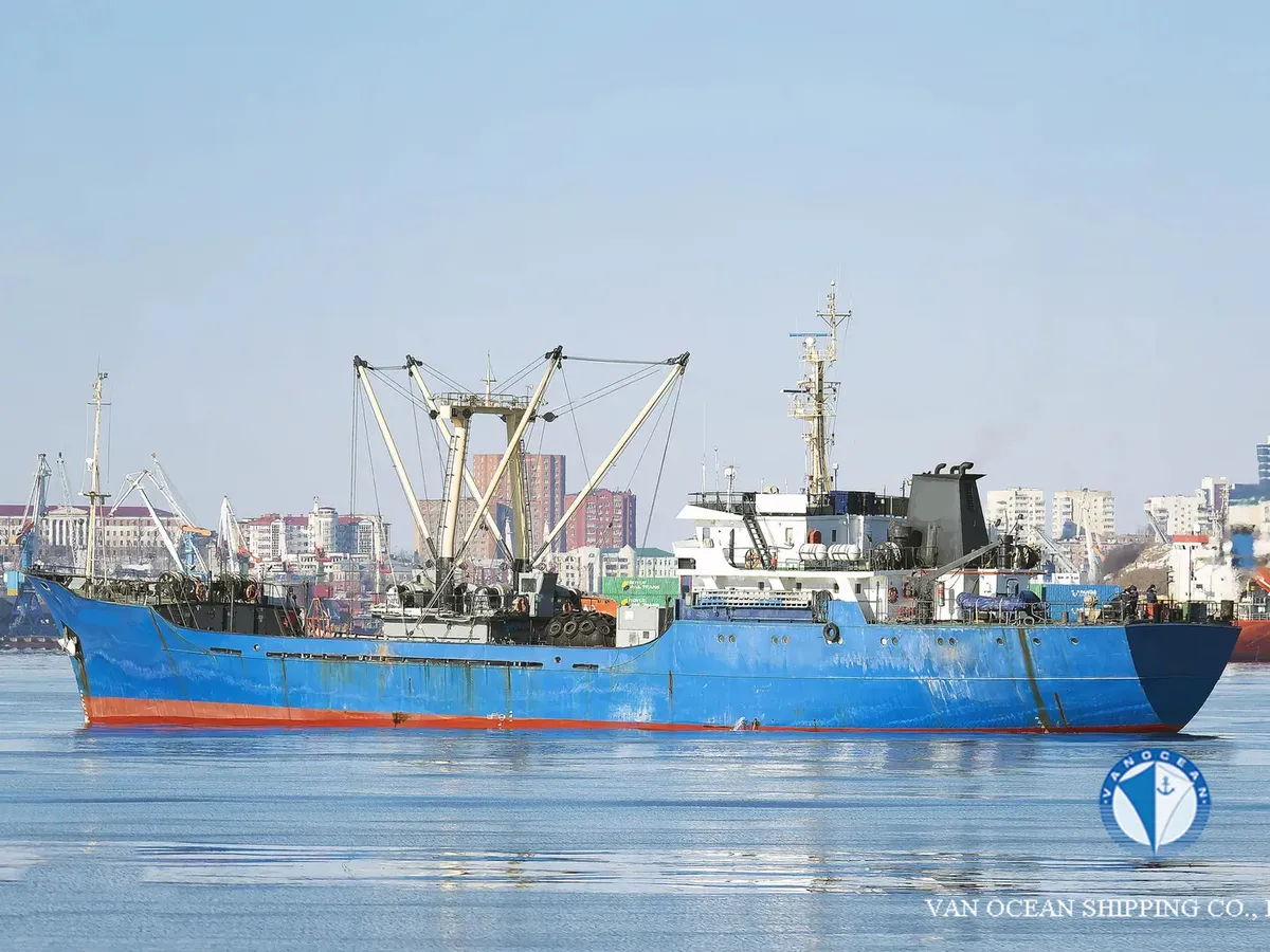 Kapal peti sejuk untuk dijual