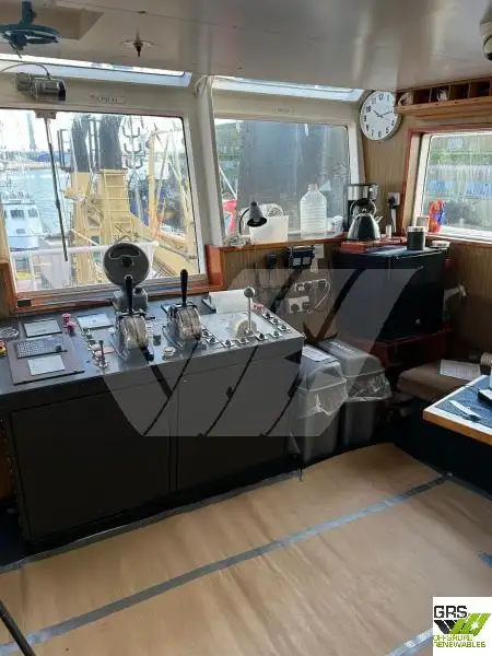 Kapal bekalan untuk dijual