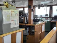 Kapal bekalan untuk dijual