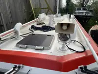Kapal rondaan untuk dijual