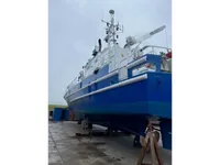Kapal rondaan untuk dijual