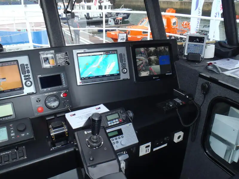Kapal layar untuk dijual