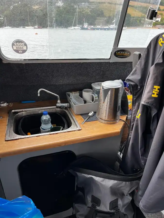Kapal pandu untuk dijual