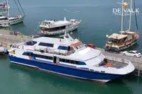 Katamaran untuk jualan