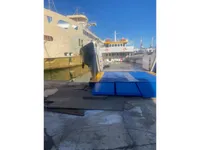 Kapal penumpang untuk dijual