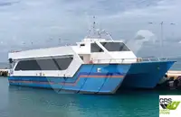 Kapal feri untuk jualan