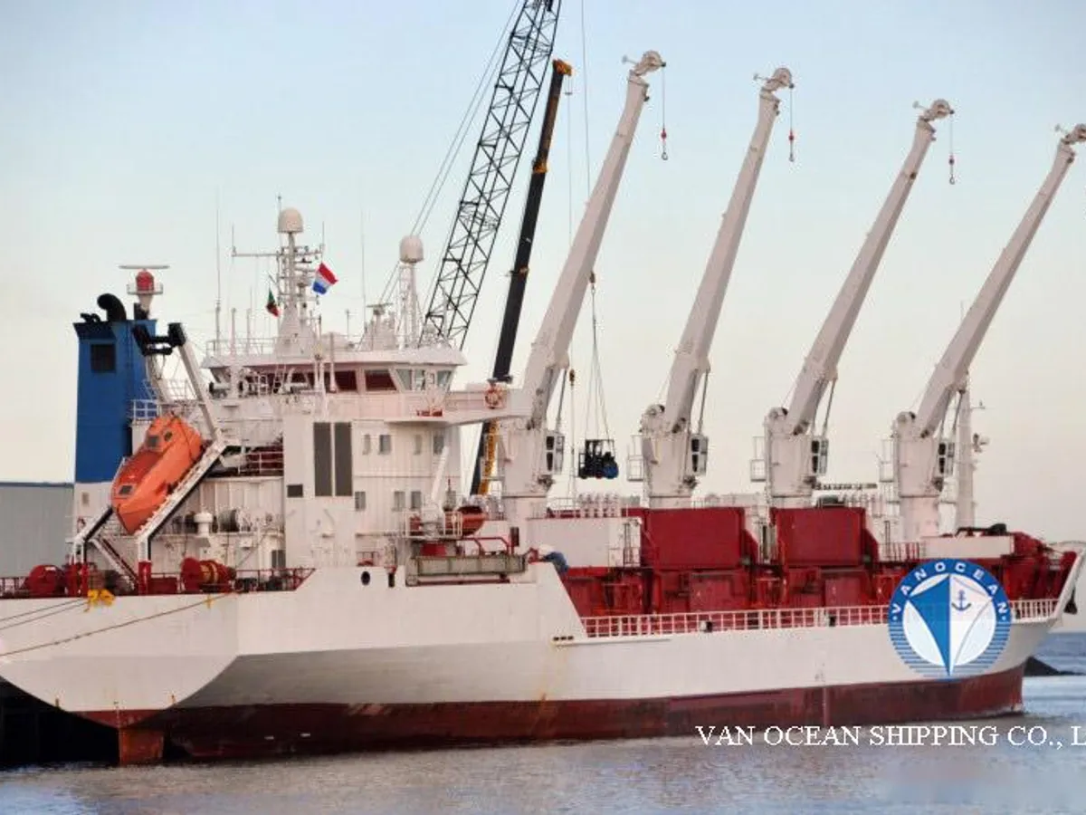 Kapal peti sejuk untuk dijual