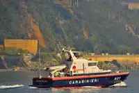 Kapal rondaan untuk dijual