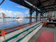 Kapal pelayaran untuk dijual