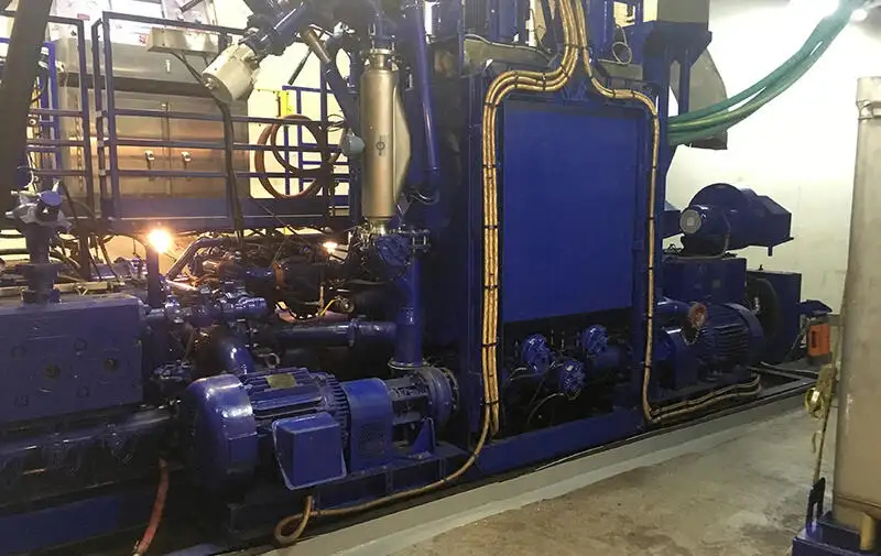 Kapal LNG untuk dijual