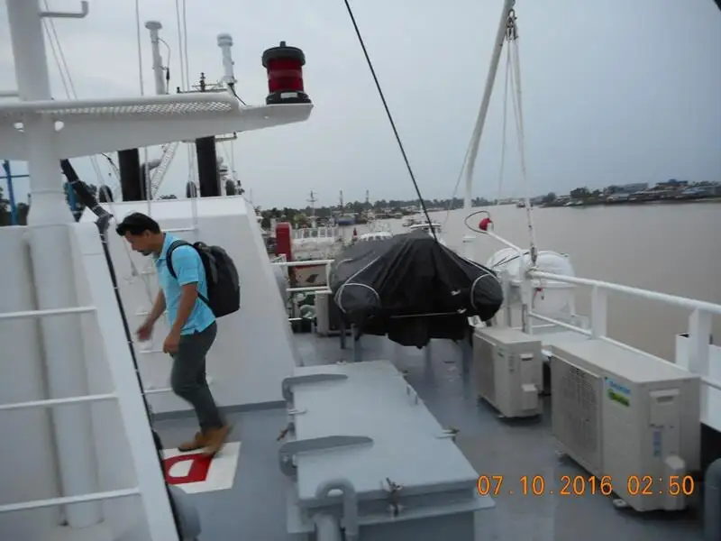 Kapal kontena untuk dijual