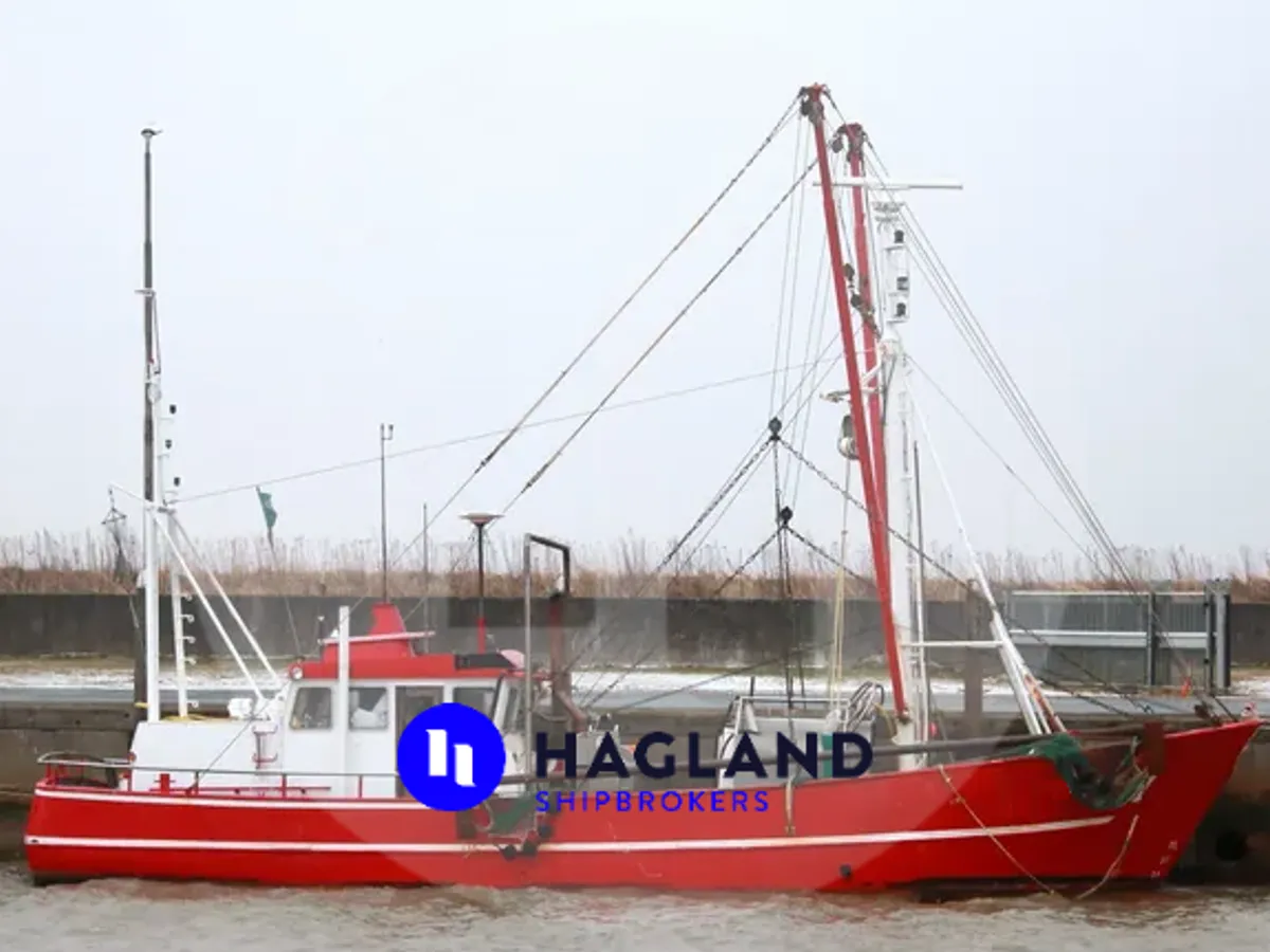 Kapal pukat tunda untuk dijual