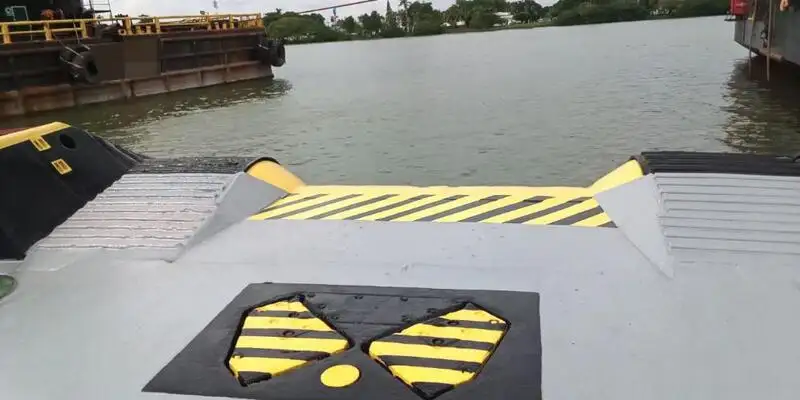 Kapal tunda untuk dijual