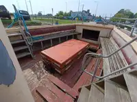 Kapal feri untuk dijual