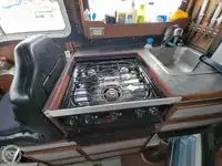 Kapal penyelamat untuk dijual