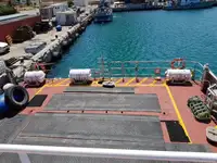 Kapal rondaan untuk dijual