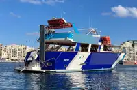 Kapal feri untuk dijual