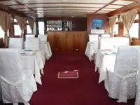 Kapal pesiar untuk jualan