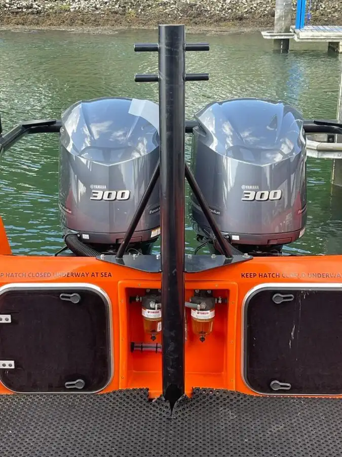 Kapal getah kaku untuk dijual