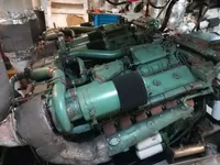 Kapal anak kapal untuk dijual