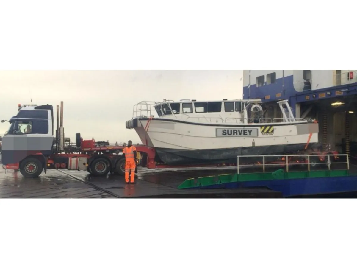 Kapal tinjauan untuk dijual