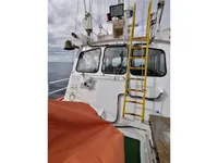 Kapal anak kapal untuk dijual