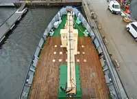 Kapal kerja untuk dijual