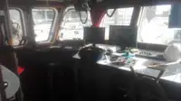 Kapal kerja untuk dijual