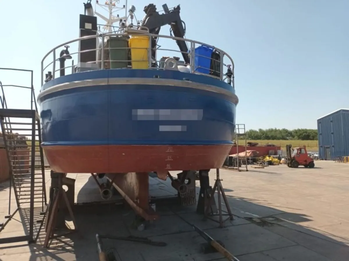 Kapal tinjauan untuk dijual