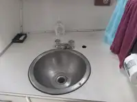 Kapal anak kapal untuk dijual