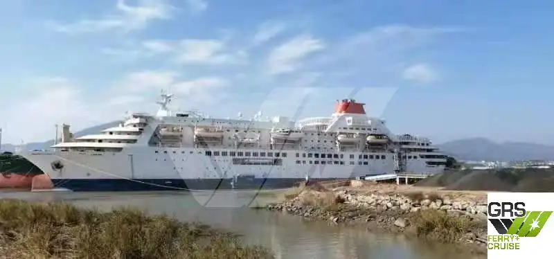 Kapal pelayaran untuk dijual