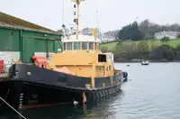 Kapal kerja untuk dijual