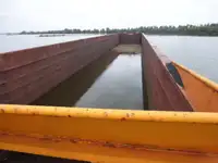 Tongkang untuk jualan