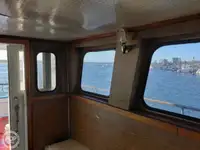 Kapal feri untuk dijual
