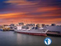 Kapal peti sejuk untuk dijual