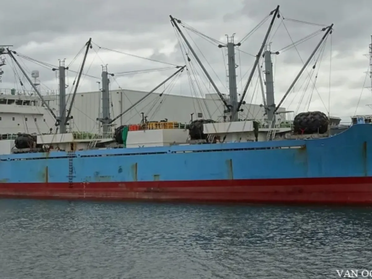 Kapal peti sejuk untuk dijual