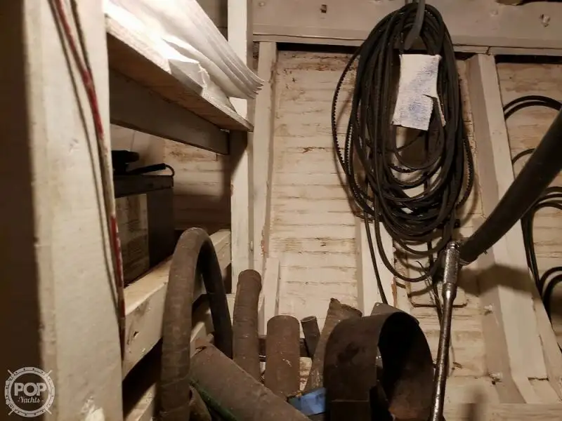 Kapal feri untuk dijual