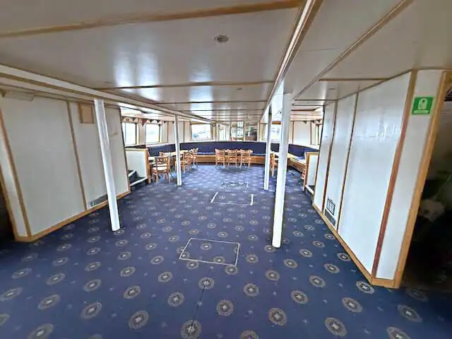 Kapal pelayaran untuk dijual
