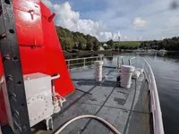 Kapal tinjauan untuk dijual