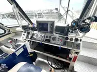 Kapal pelayaran untuk dijual