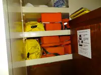 Kapal kerja untuk dijual