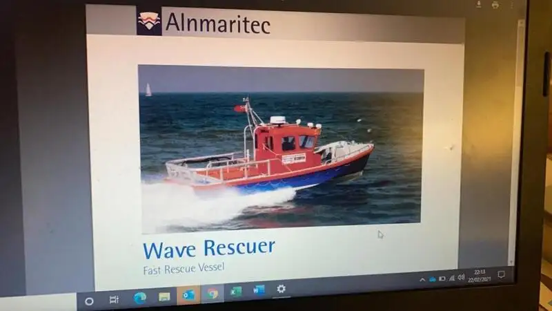 Kapal LNG untuk dijual