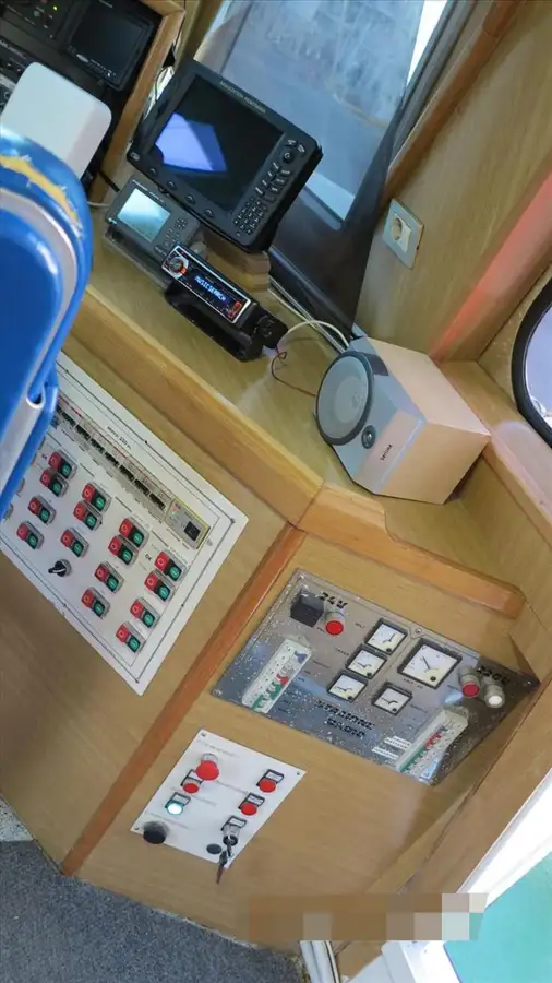Kapal layar untuk dijual