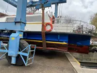 Kapal pelayaran untuk dijual