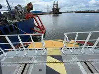 Kapal kontena untuk dijual