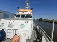 Kapal rondaan untuk dijual