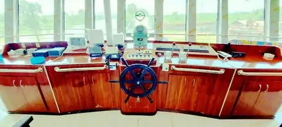 Kapal pendaratan, tangki untuk dijual