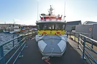 Kapal penyelamat untuk dijual