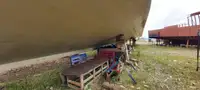 Kapal pelayaran untuk dijual